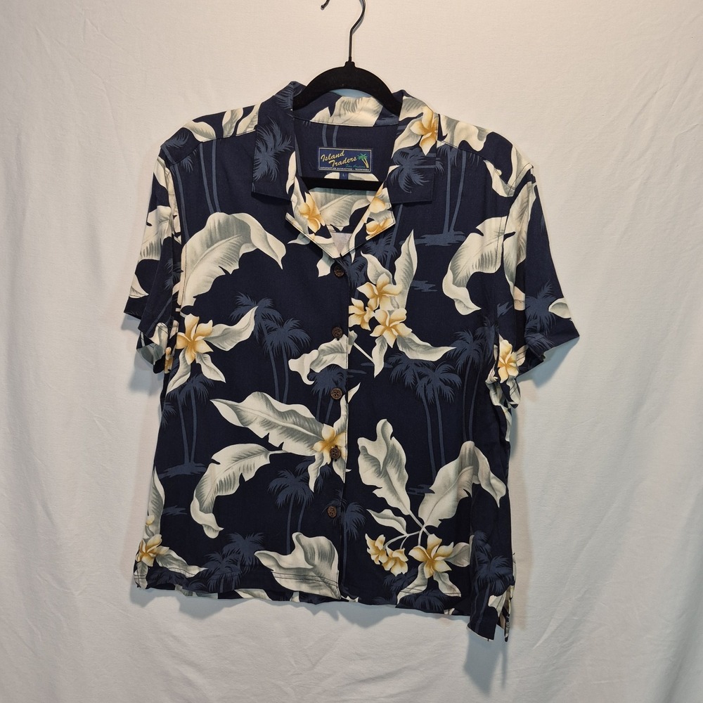 Island Traders Women's Hawaiian Shirt Lrg Floral Aloha Vacation Resort Chic
